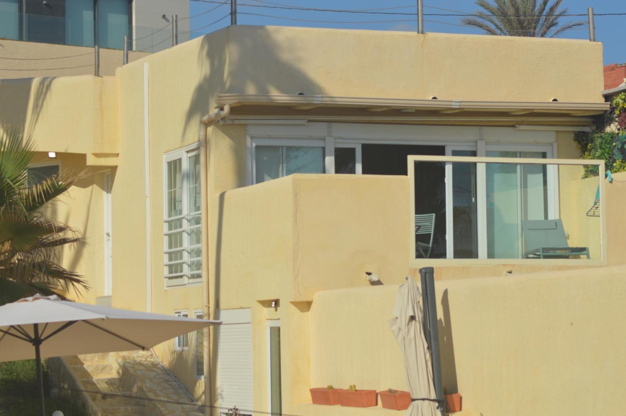 Espectacular Apartamento A Pie De Playa En Chalet Roquetes アリカンテ エクステリア 写真
