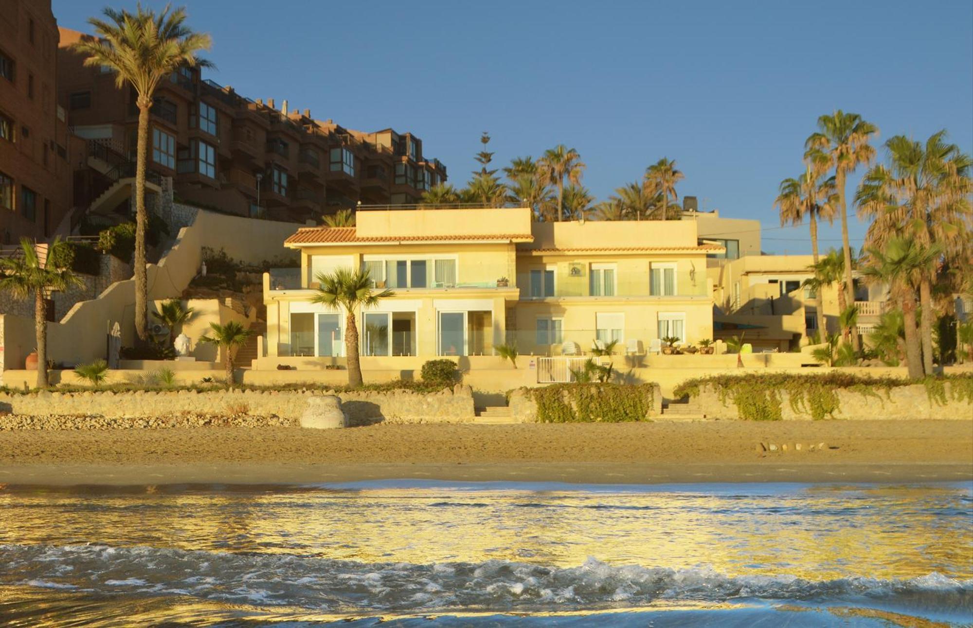 Espectacular Apartamento A Pie De Playa En Chalet Roquetes アリカンテ エクステリア 写真